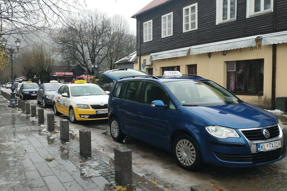 Skuplji prevoz taksijem, Foto: Dragana Šćepanović