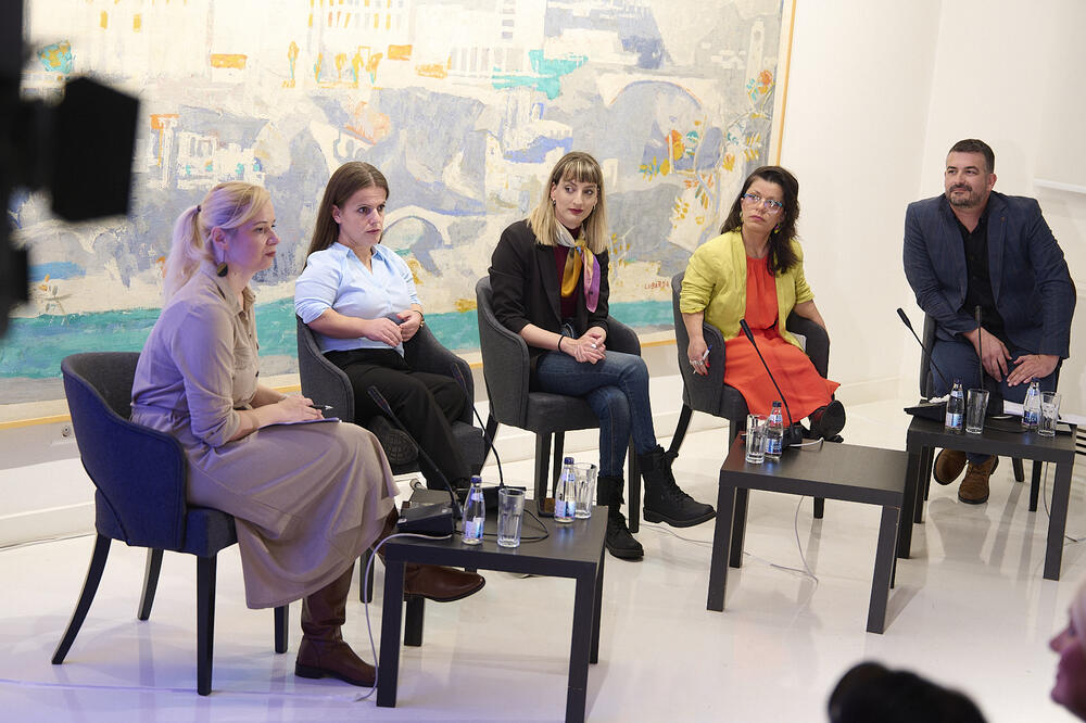 Sa razgovora  "Zajedno do inkluzije: Nasilje nad ženama", Foto: UNDP