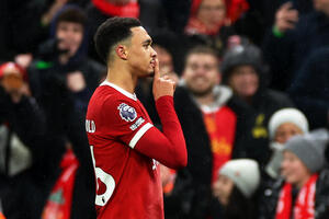 Review of beautiful goals, turnaround and victory of Liverpool at "Anfield",...