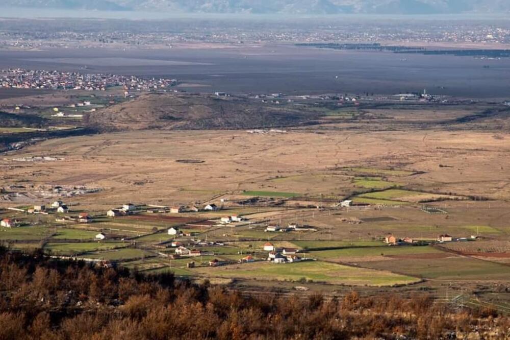Pseudostepa dijelom pretvorena u deponiju: Ćemovsko polje, Foto: NVO EnvPro