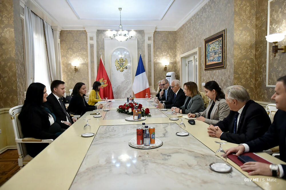 <p>„Sporazum predstavlja nastavak saradnje koja je započeta 2021. godine, a predviđa razmjenu zdravstvenih radnika i studenata u skladu sa propisima koji su na snazi u obje države i dobrih praksi u oblasti zdravstvene zaštite"</p>