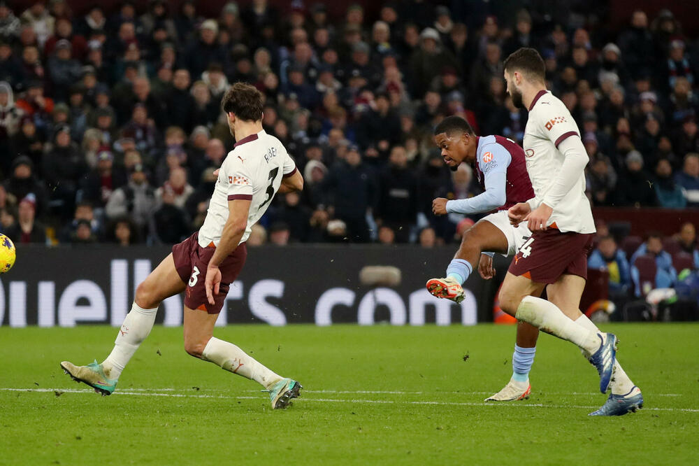 Trenutak odluke: Lion Bejli daje gol za pobjedu, Foto: Reuters/Chris Radburn