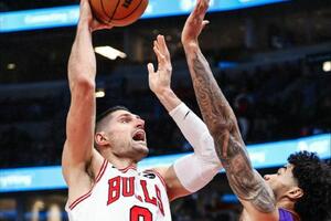 Third win in a row for the Bulls, double-double by Vučević; Embiid threw in...