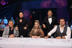 Zabavna emisija: ,,Nikad nije kasno’’