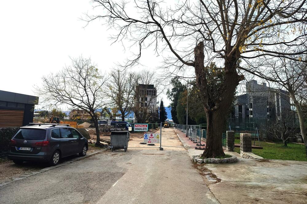 Ulica Blaža Jovanovića u Tivtu, Foto: Siniša Luković