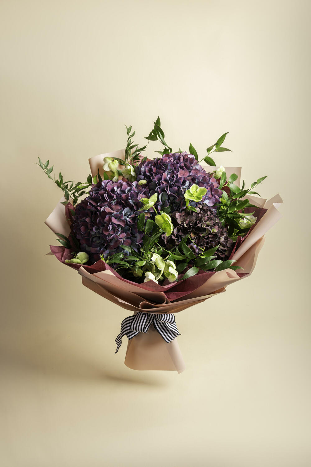 <p>Za posebne prilike ili tek tako, poručite brzo i jednostavno.</p>