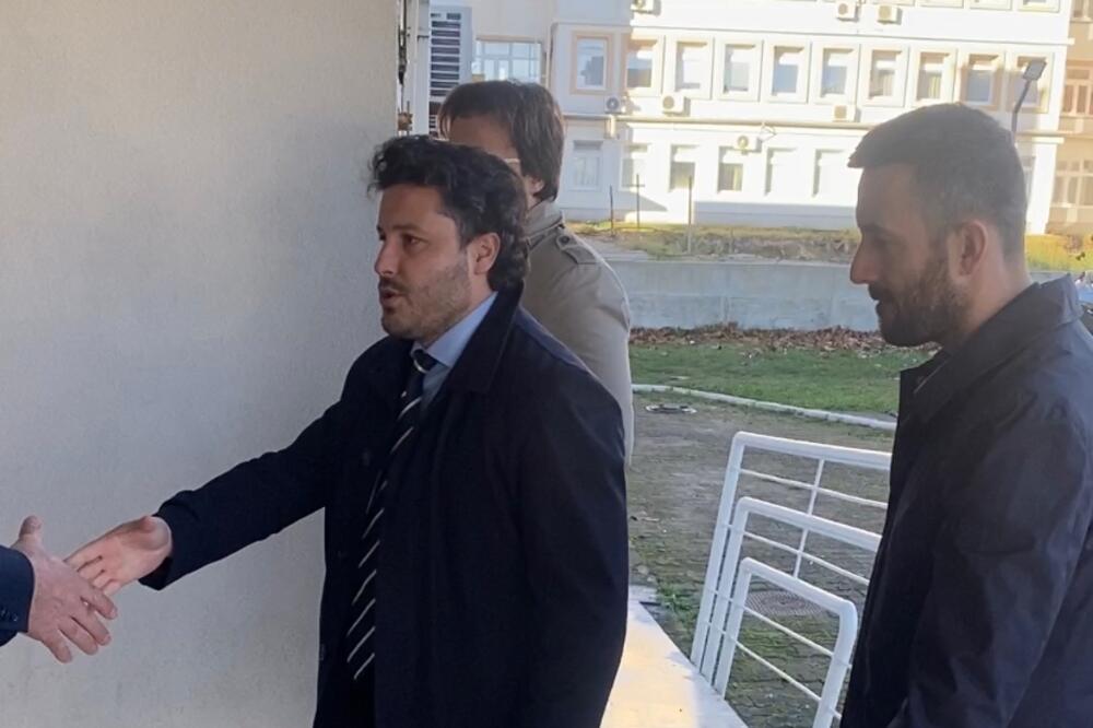 Abazović dolazi u sud, Foto: Samir Adrović