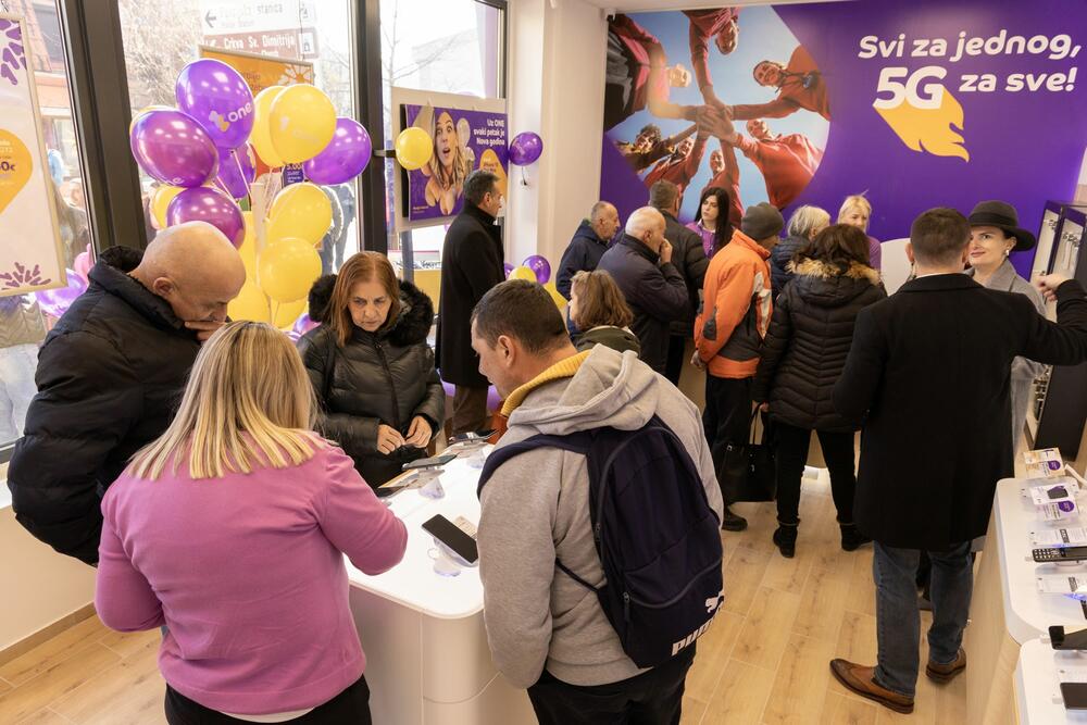 <p><strong>Otvorena nova poslovnica Olimpijske mreže Crne Gore</strong></p>