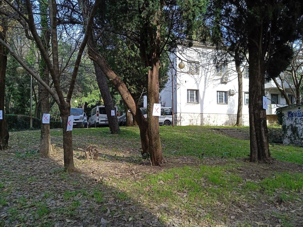 Detalj sa protesta: Parcela na kojoj je planiran stambeni objekat