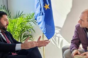 Martinović sa Zevgolisom: EK snažan partner Crnoj Gori u procesu...