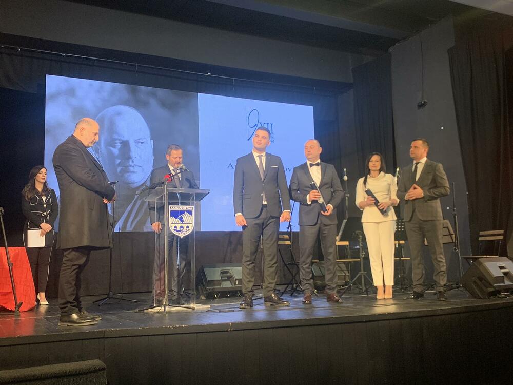 <p>Održana svečana sjednica Skupštine opštine Danilovgrad</p>