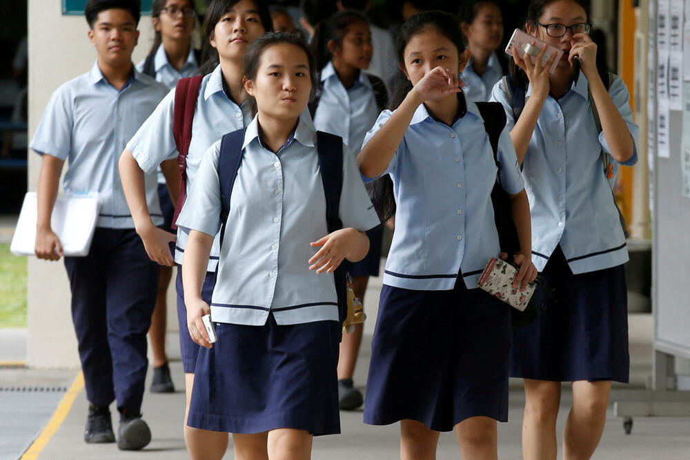 Učenici srednje škole u Singapuru, Foto: Rojters