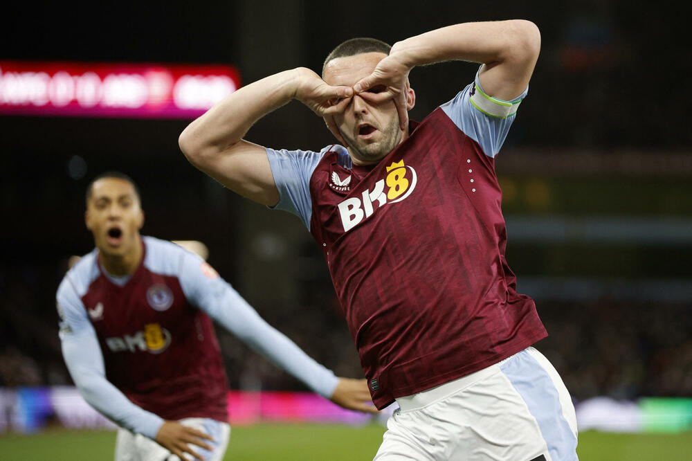 Megin slavi nakon gola Arsenalu, Foto: Reuters