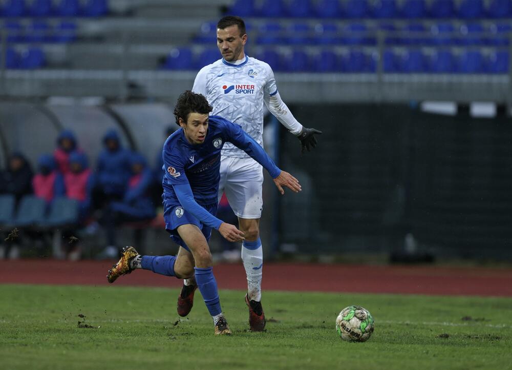 <p>Aktuelni prvak nakon pobjede protiv Mladosti na zimsku pauzu ide sa dva boda više od drugoplasiranog Dečića</p>