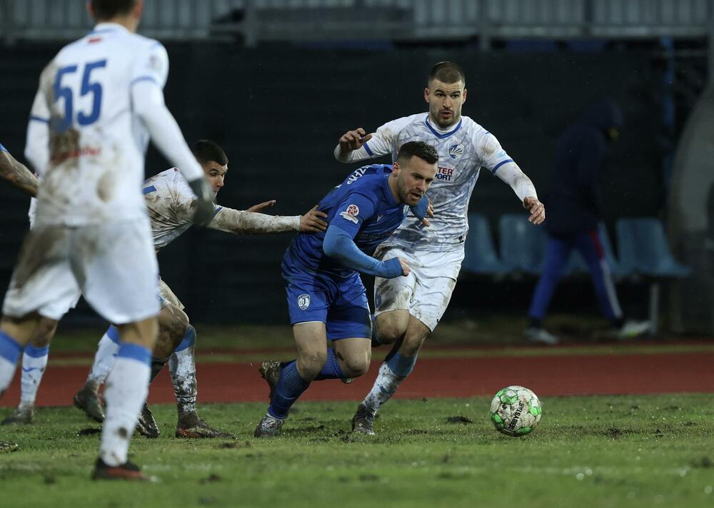 <p>Aktuelni prvak nakon pobjede protiv Mladosti na zimsku pauzu ide sa dva boda više od drugoplasiranog Dečića</p>