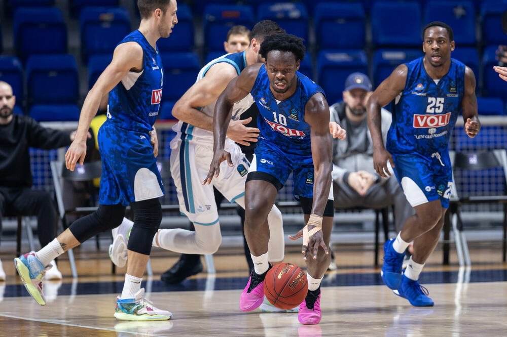 Joan Makundu, Foto: KK Budućnost Voli