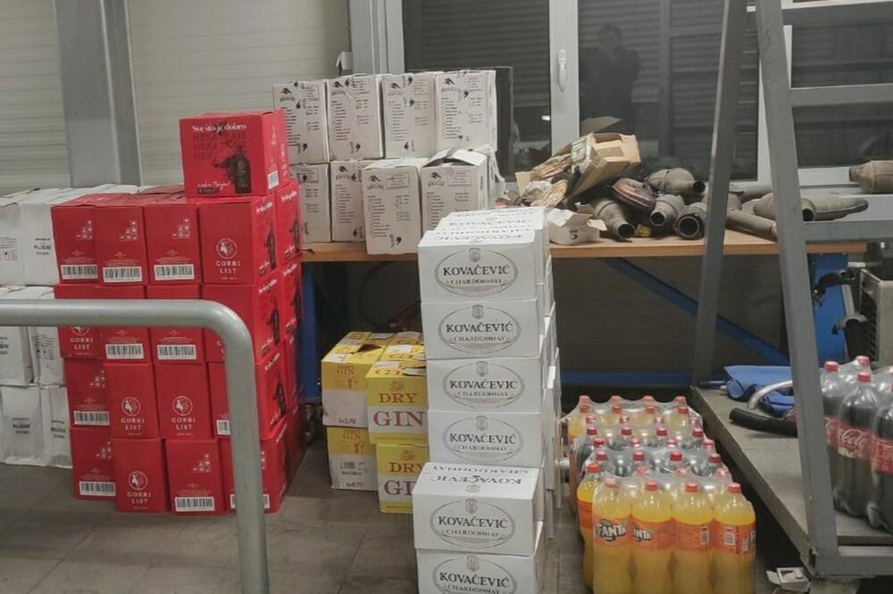 Oduzeta roba, Foto: UPC