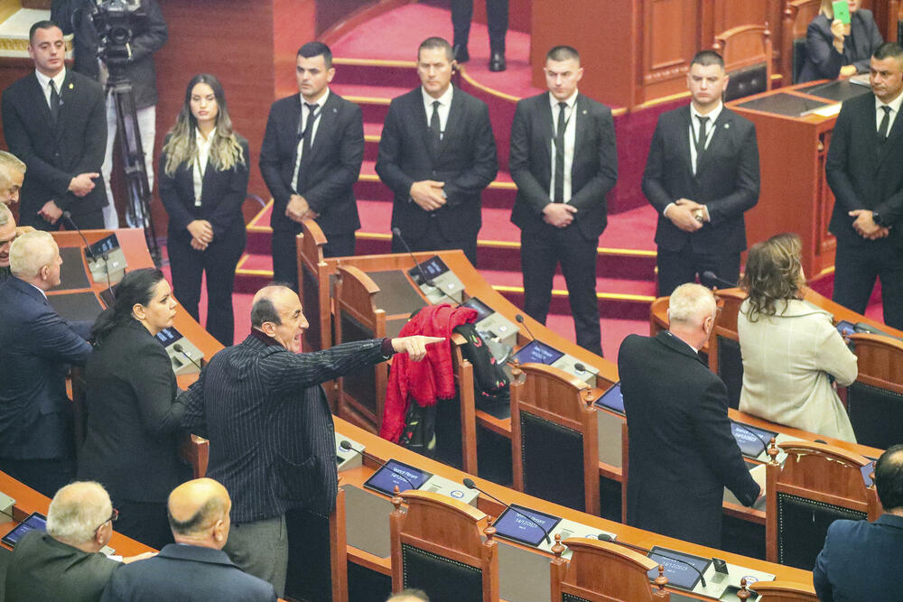 Albanija parlament