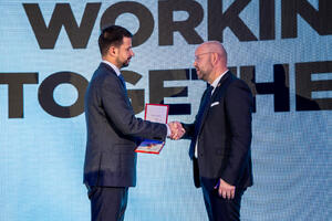 Milatović odlikovao Lundberga Ordenom Crnogorske zastave II stepena