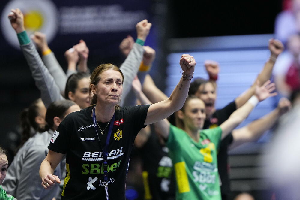 Bojana Popović i igračice Crne Gore već su premašile cilj na SP, Foto: Beta/AP