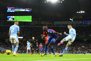 City little and 2:0 against Crystal Palace, Everton continued the series