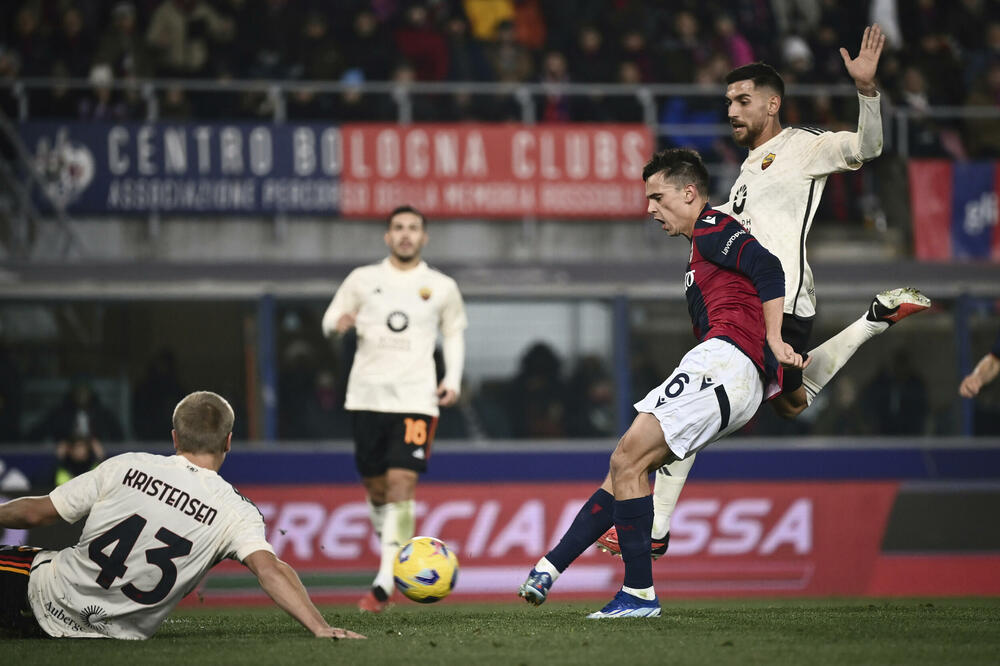 Nikola Moro postiže prvi gol na meču, Foto: Massimo Paolone /LaPresse via AP
