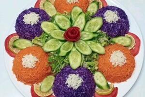 Lijepa trpeza: Tri salate i nekoliko ideja za serviranje hrane