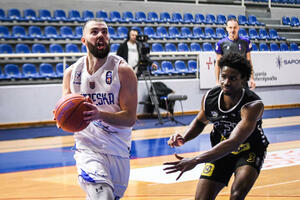 Sutjeska made a prelude to a duel with...