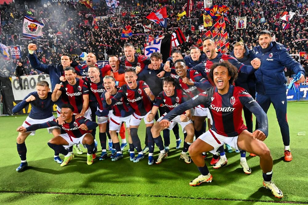 Fudbaleri Bolonje nakon jedne od pobjeda ove sezone, Foto: Bologna FC 1909 (X)