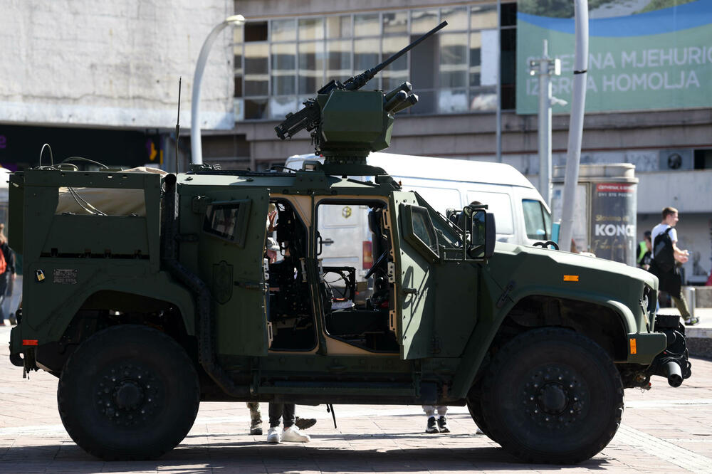 Vozilo VCG (ilustracija), Foto: Boris Pejović