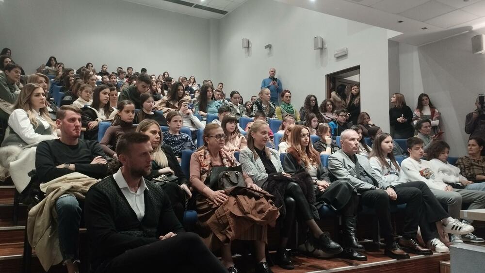 Puna sala “Marko Miljanov”