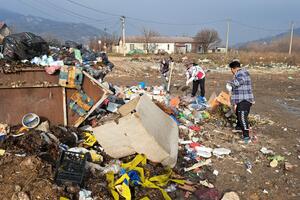 Akcija čišćenja deponija u nikšićkim naseljima ispod Trebjese i...