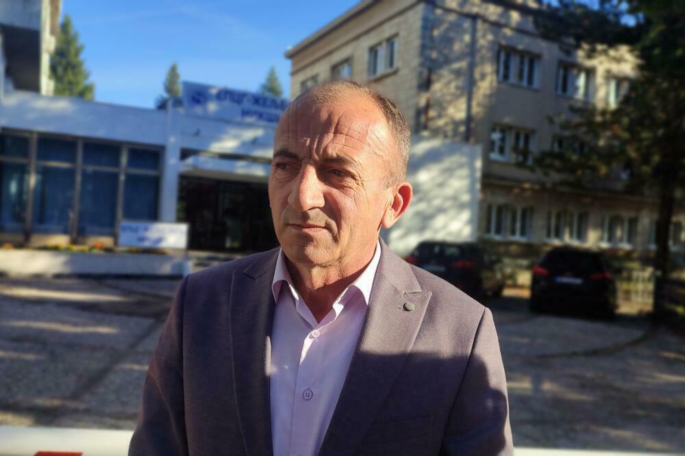 Kasnili sa registracijom javnih nabavki: Đorđije Manojlović