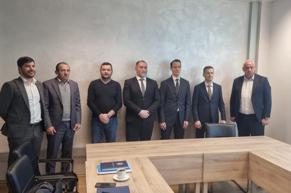 Sa prošlonedjeljnog sastanka u Željezari sa potencijalnim investitorom iz Švedske, Foto: Ministarstvo energetike