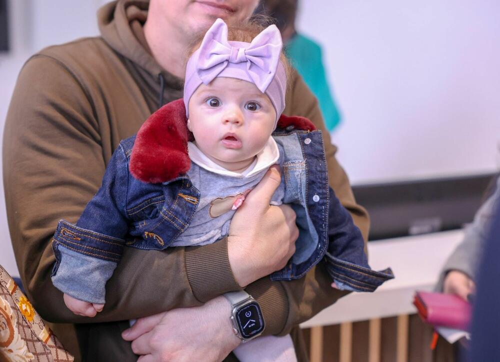 <p>Najradosniji praznici su oni koji se dočekuju sa svojim mališanima. Centar za vještačku oplodnju poliklinike Moj Lab baš tako proslavlja kraj uspješne godine i početak nove.</p>