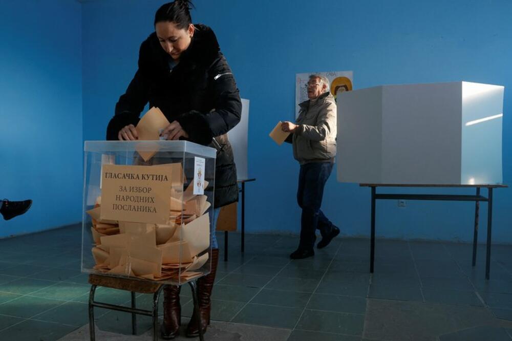 Foto: Reuters/VALDRIN XHEMAJ