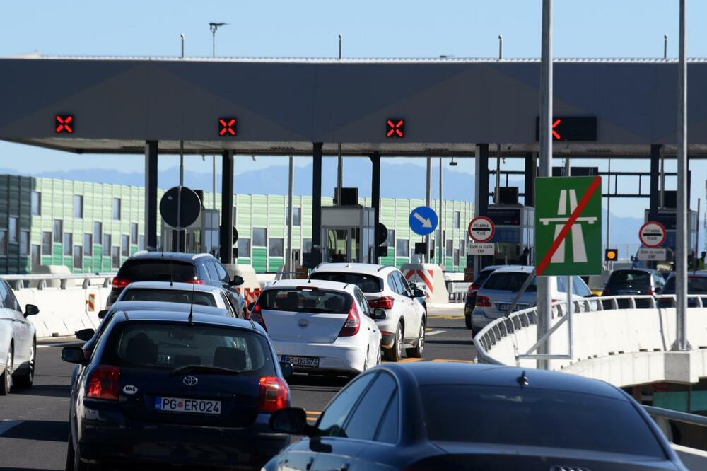 Ponude otvaraju 26. februara naredne godine (ilustracija), Foto: BORIS PEJOVIC