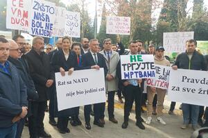 Protest "For all civilian victims of war" in front of the Assembly: "Every...