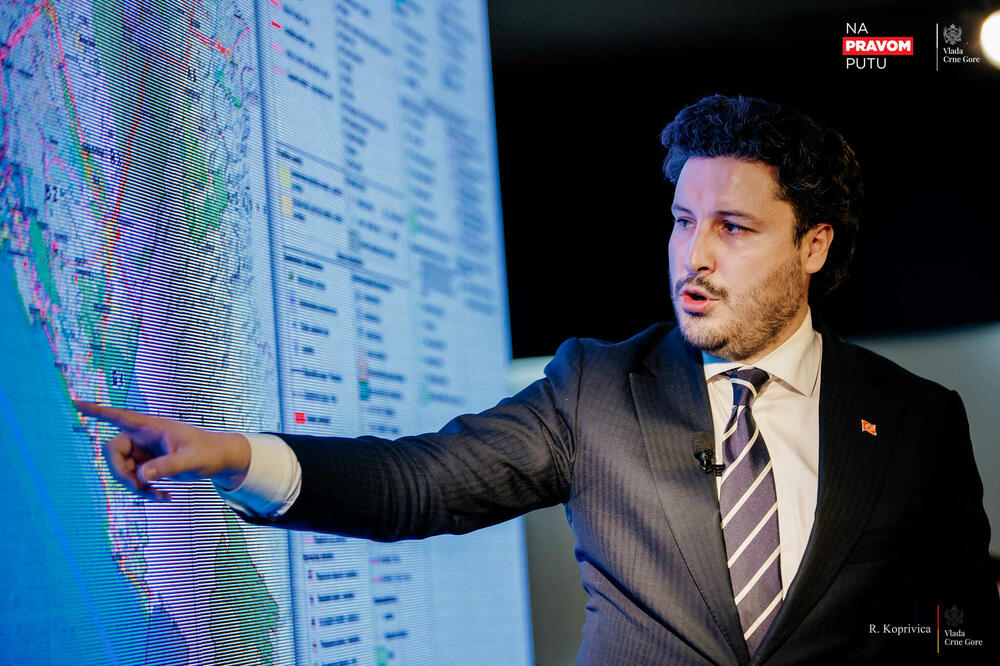 Dritan Abazović prezentuje Nacrt Prostornog plana Crne Gore do 2040. godine, Foto: FB stranica quot;Dritan Abazovićquot;