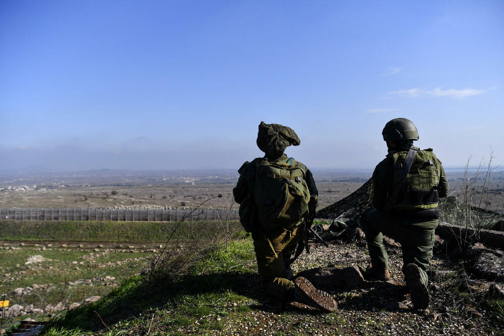 Izraelski vojnici na okupiranim Golanskim visoravnima, na granici sa Sirijom, Foto: Reuters