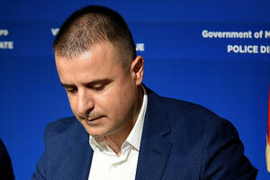 Correspondence between Baković and Medenica: Put him in prison, robbers from...