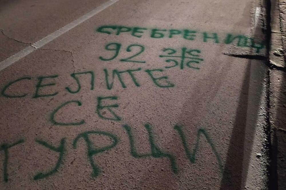 Prijeteći grafit u selu Odžak kod Pljevalja, 2020, Foto: Facebook