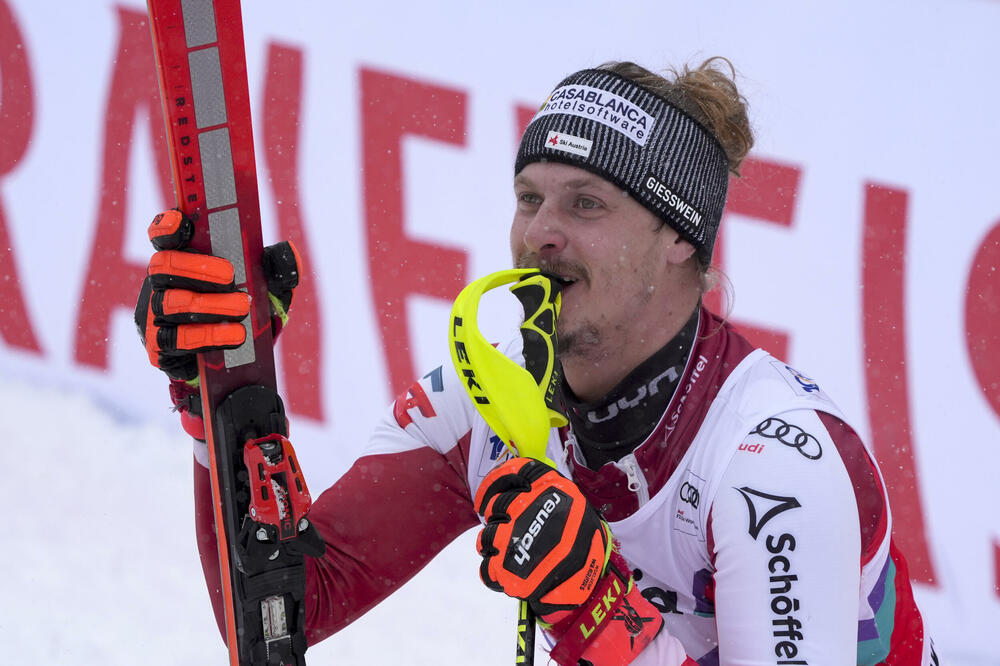 Feler je sa nestrpljenjem čekao rasplet u nastupu četvorice posljednjih skijaša u Adelbodenu, Foto: Beta/AP