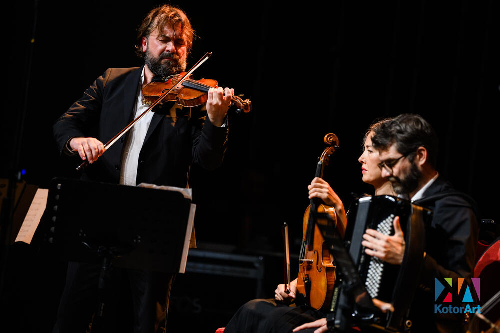 Kiril Kobančenko sa nastupa u sklopu KotorArta