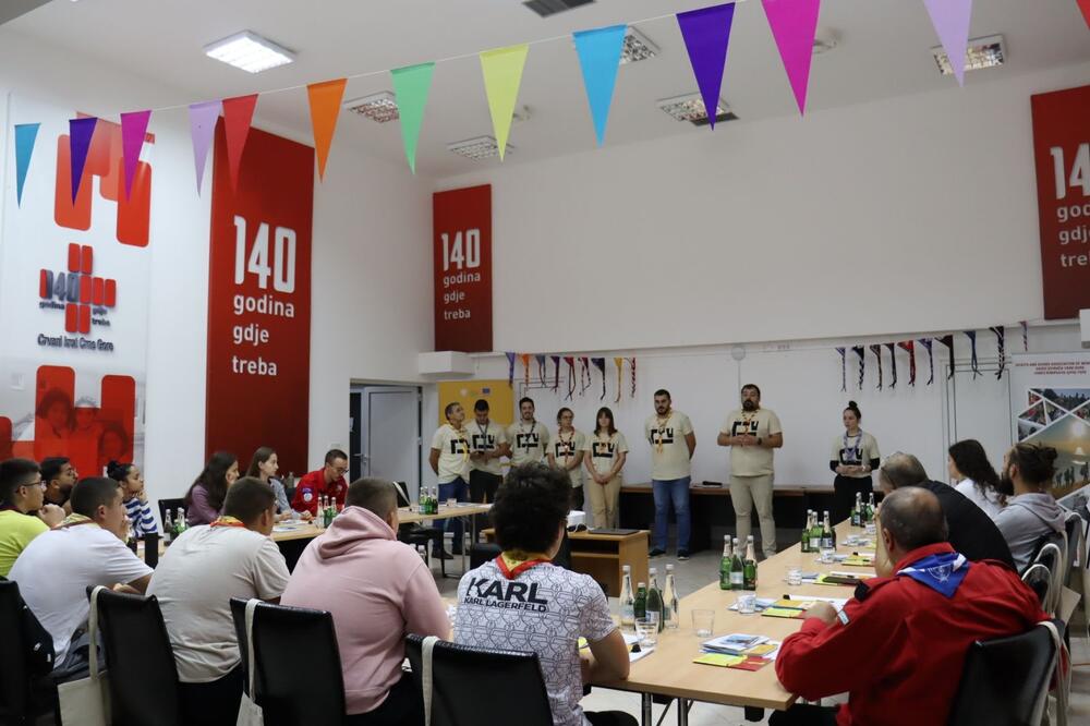 <p>Za SICG prošla godina bila je veoma aktivna, a ova, sudeći prema planovima koje za “Vijesti” otkriva predsjednik Peko Vukadinović, biće još intenzivnija</p>