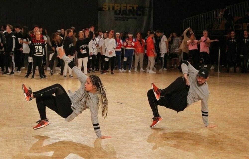 Nikolina i Miloš Adžić na sceni