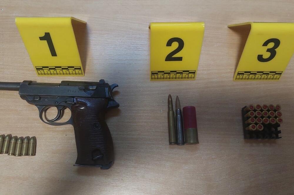 Oduzet pištolj i municija u Nikšiću, Foto: Ministarstvo unutrašnjih poslova