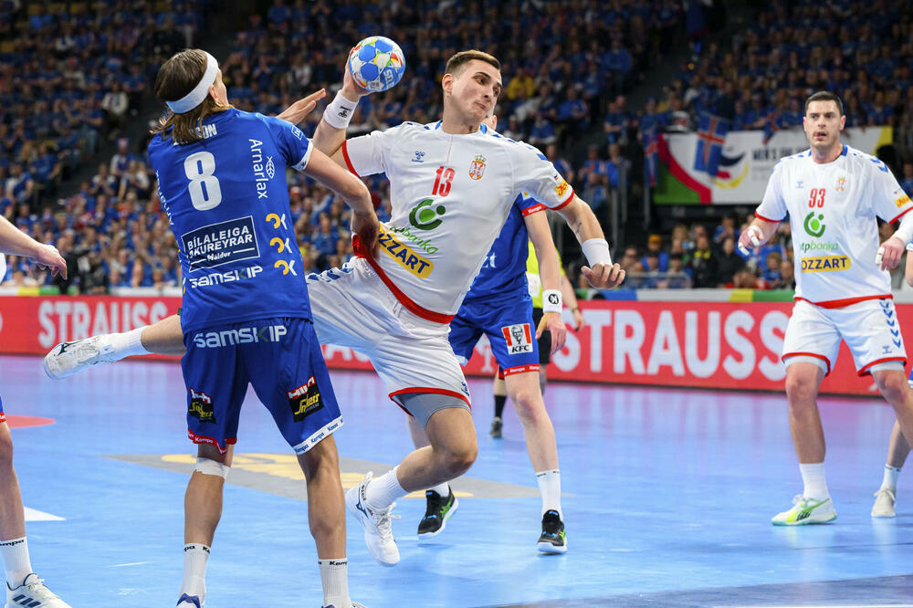 Foto: Marco Wolf/dpa via AP