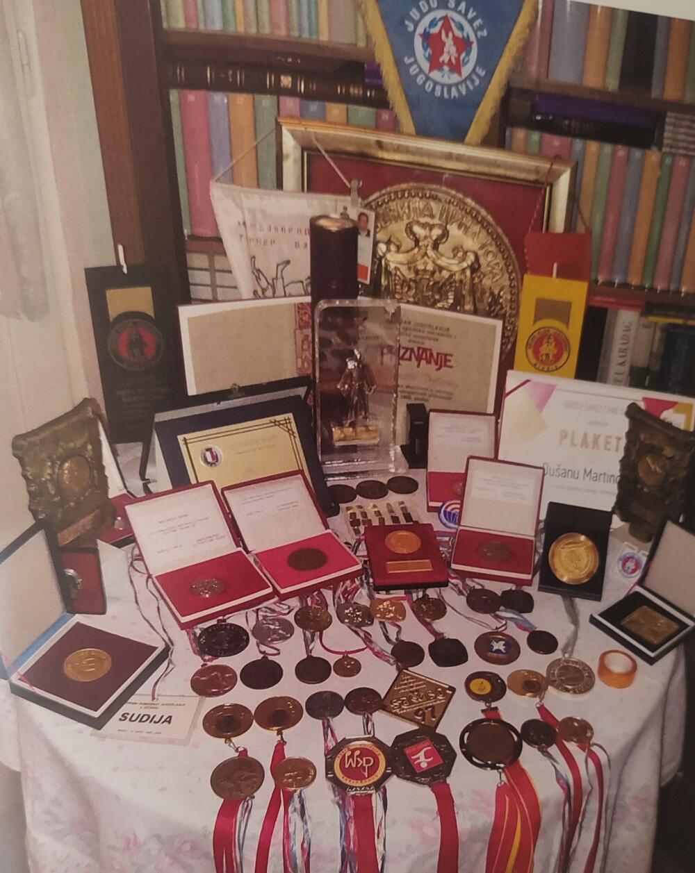 Brojna priznanja i medalje