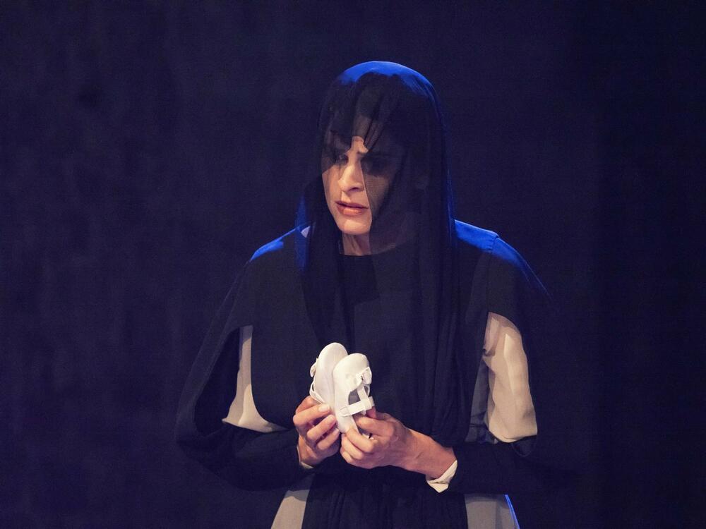 Iz predstave “Brod”